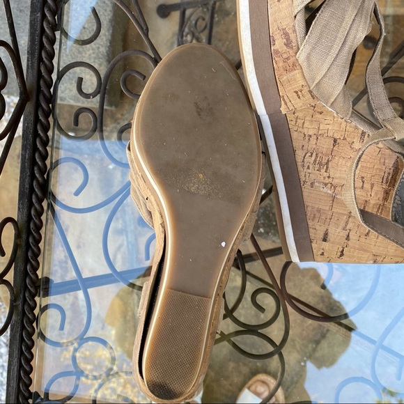 Olsenboye Natural Linen Look Peep Toe Cork Heels - Picture 5 of 6